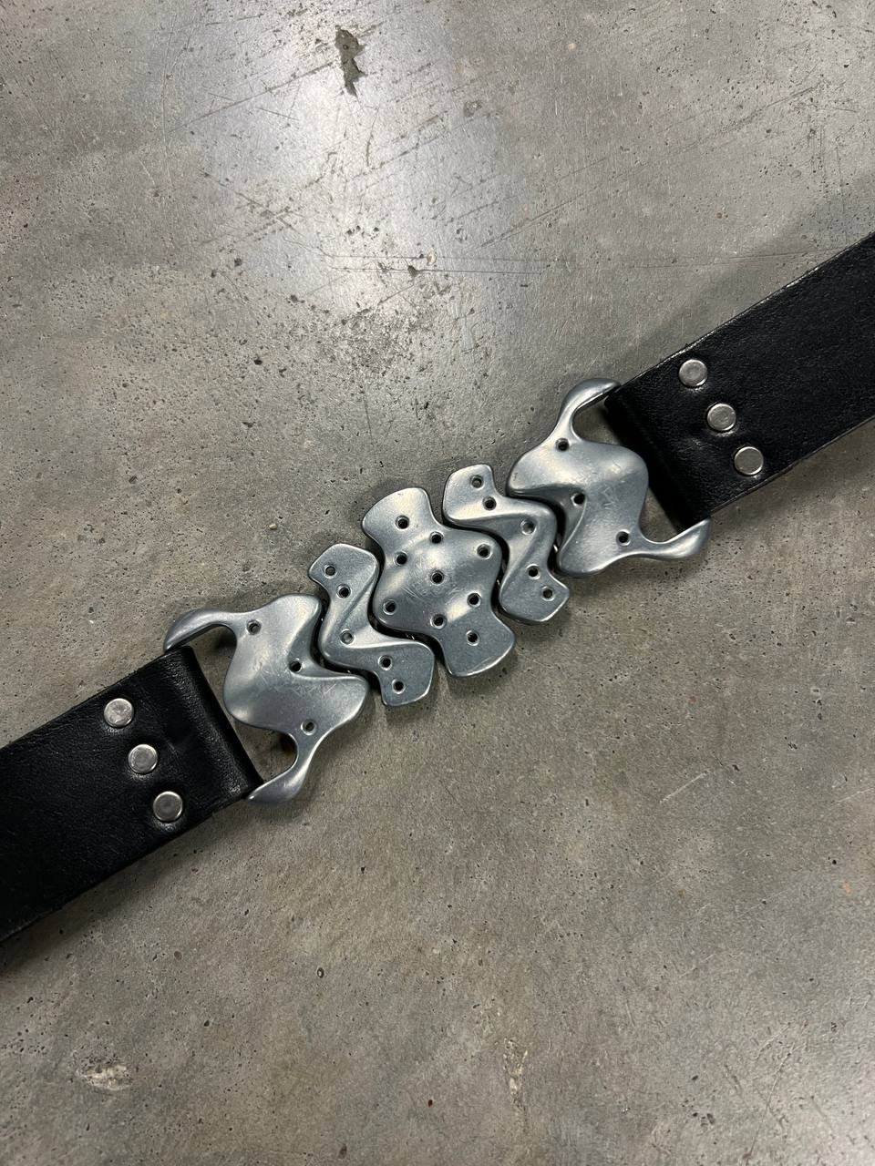 00s Vintage Oakley Small Connector Leather Belt