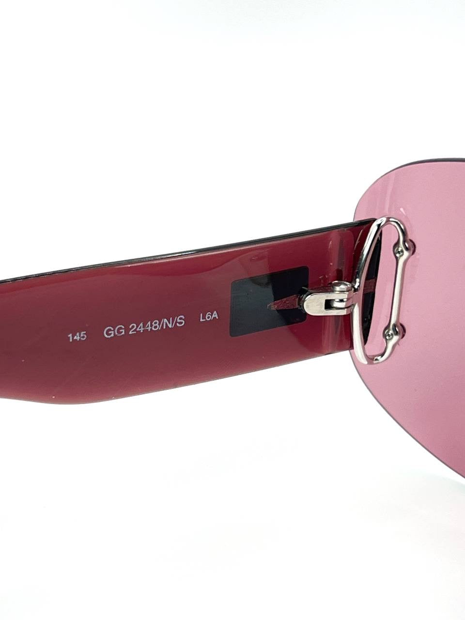 00s Vintage Gucci 2448 Pink Sunglasses