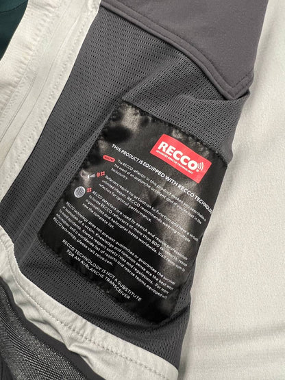 Mountain Hardwear Jacket