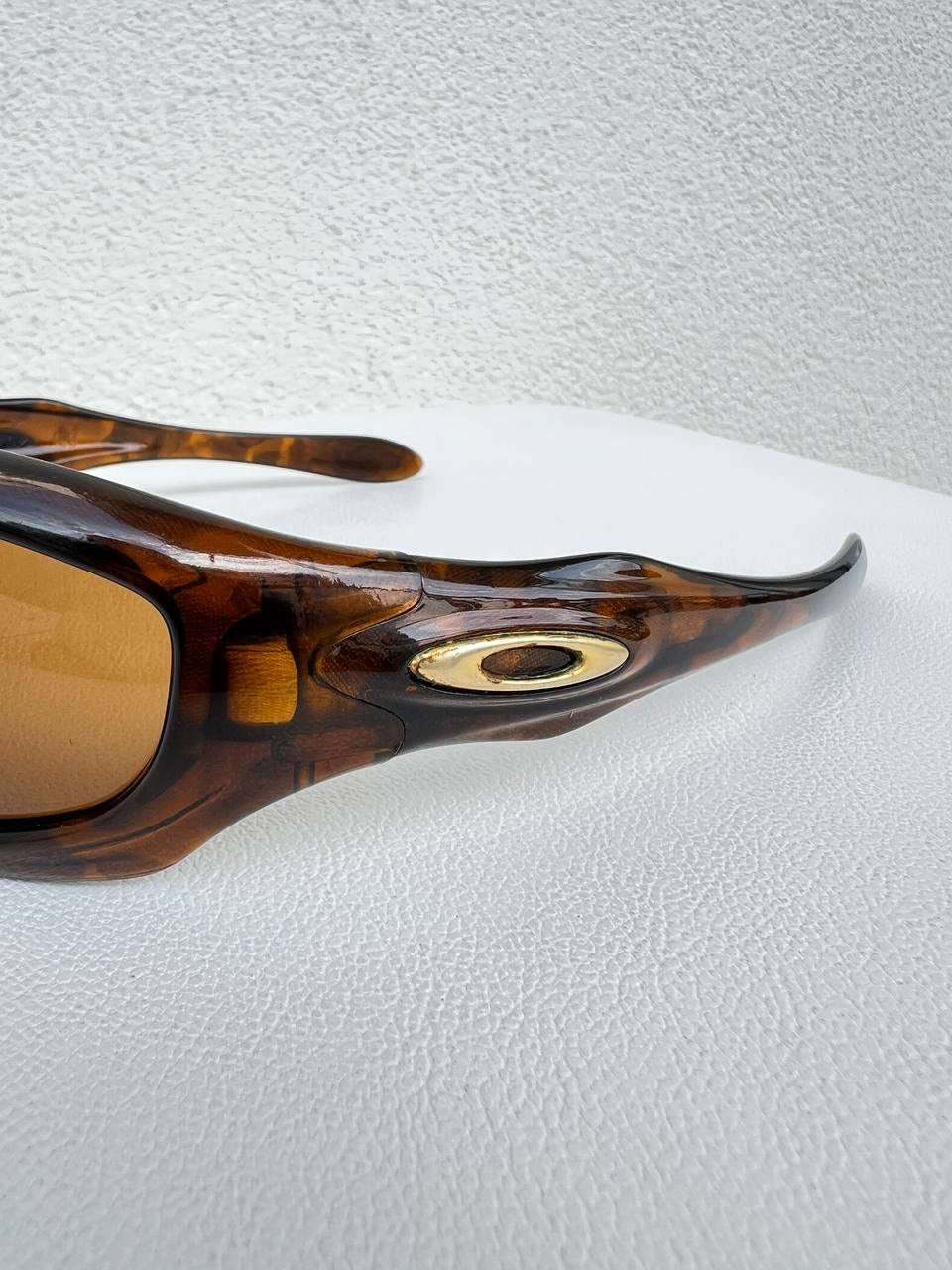 2003 Vintage Oakley Monster Dog 1st Gen Brown Tortoise / Bronze Sunglasses