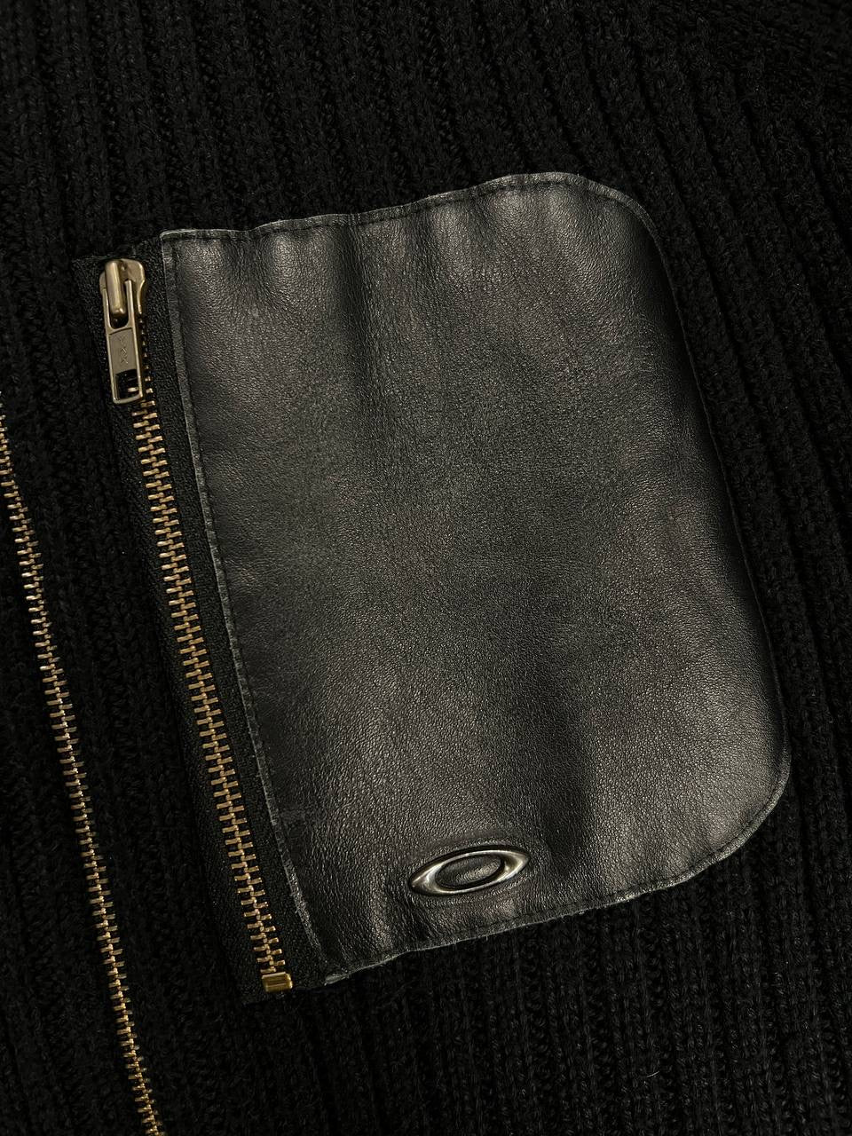 00s Vintage Oakley Zip Sweater