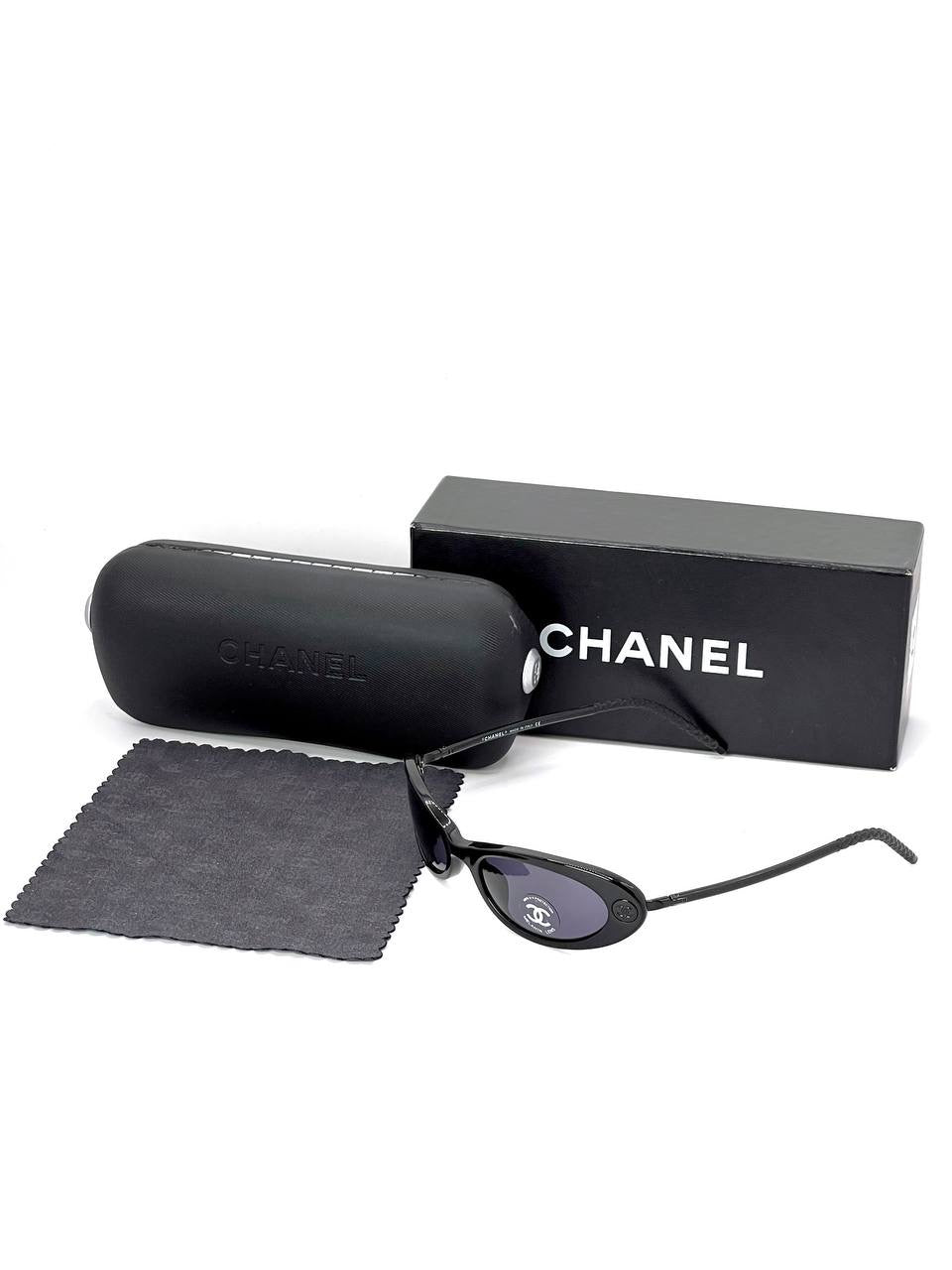 00s Vintage Chanel 5035 Black Sunglasses