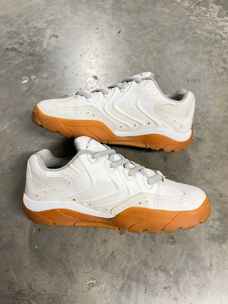 00s Vintage Oakley Radar Skate Shoes White