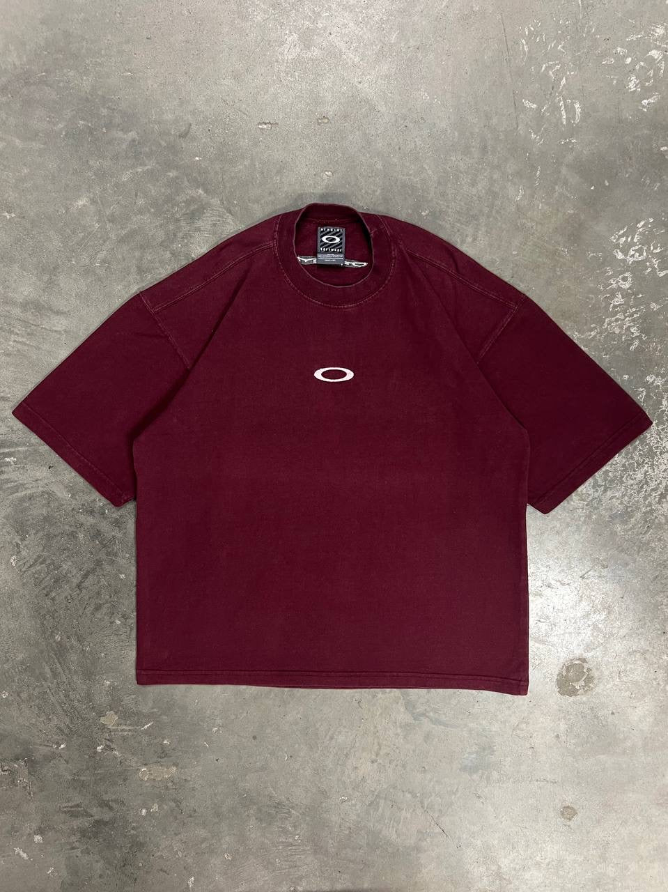 90s Vintage Oakley Software T-Shirt Center Logo Embroidered