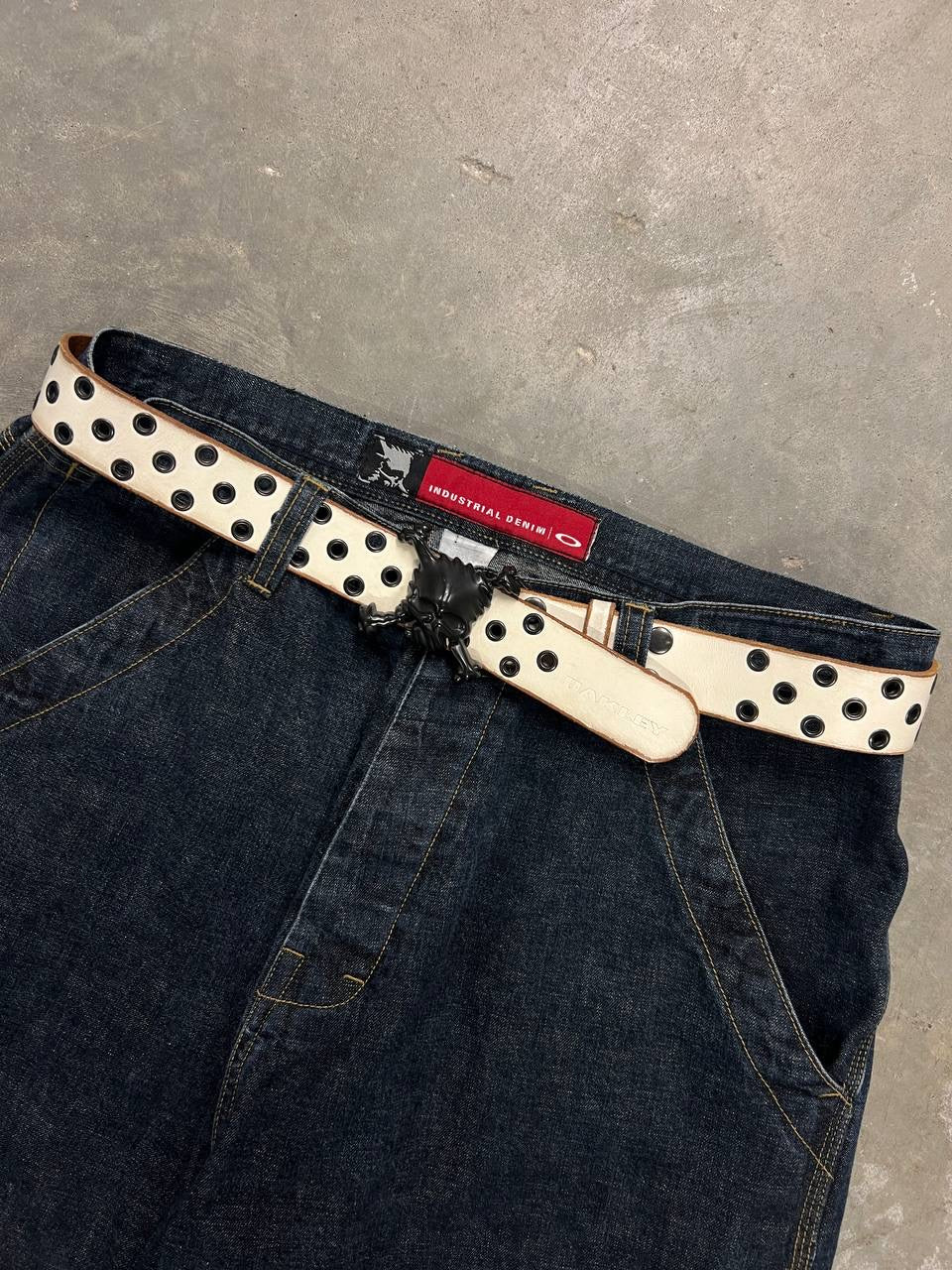 2004 Vintage Oakley Leather Skull Belt