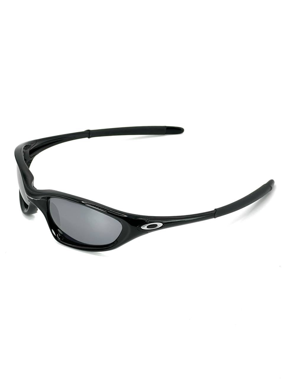 2000 Vintage Oakley XX Twenty Polished Black / Black Iridium Sunglasses