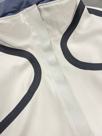 Mountain Hardwear Tapered Seams Softshell Jacket