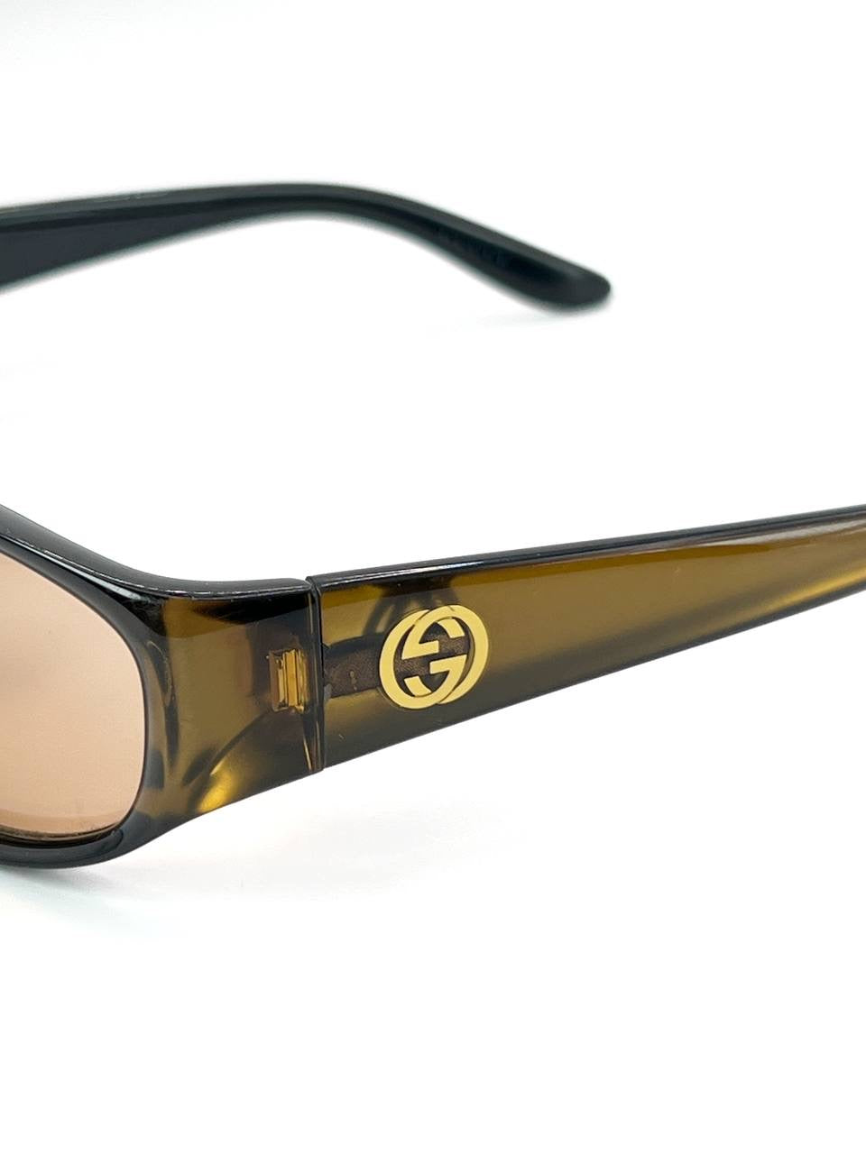 00s Vintage Gucci Sunglasses GG2456 Tom Ford Era