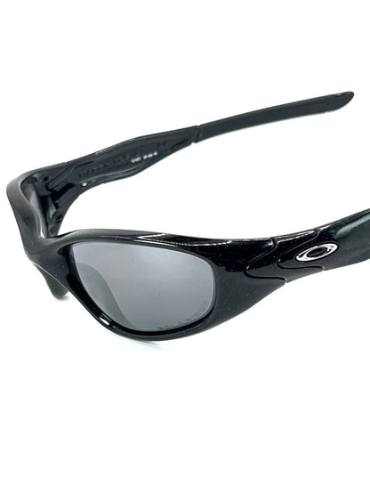 2007 Oakley Minute 2.0 Metallic Black / Black Iridium Polarized Sunglasses