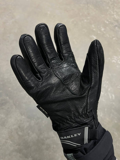 Oakley Winter Assault Gore-Tex Gloves