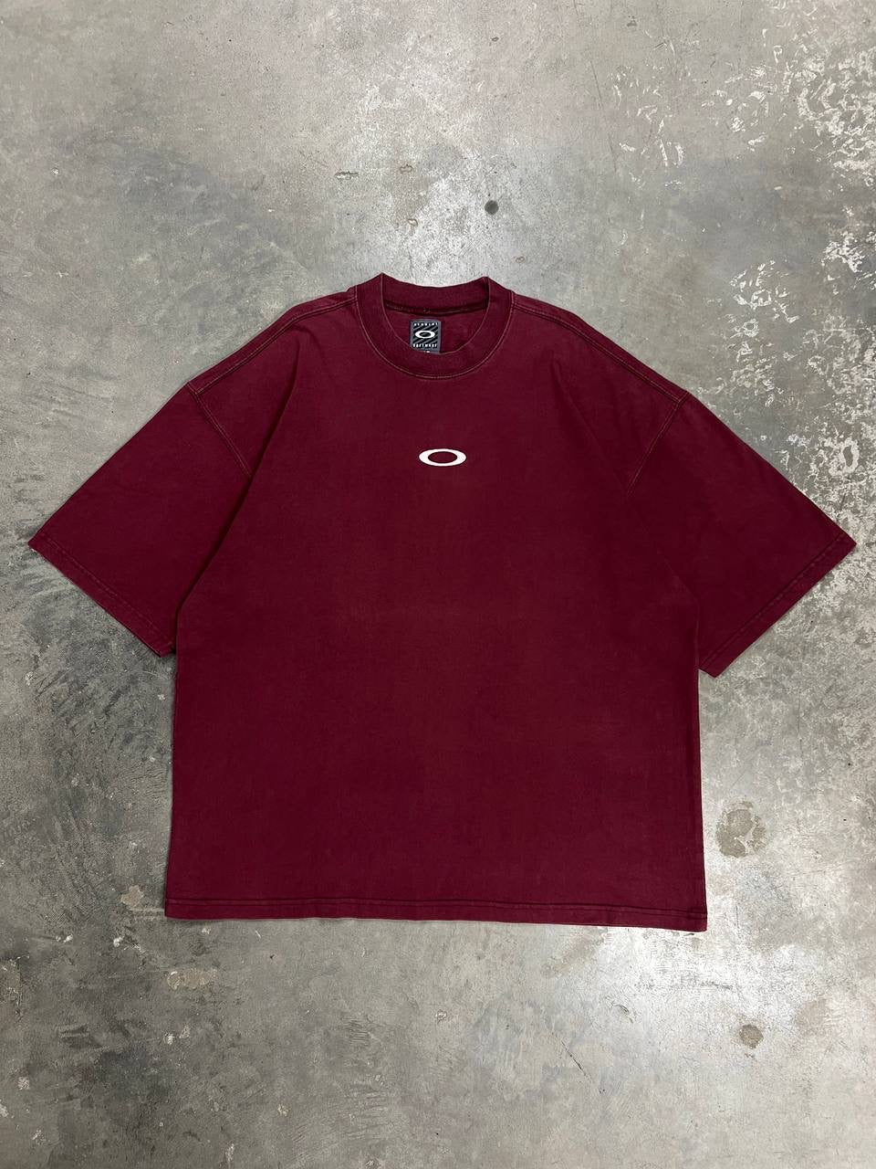 90s Vintage Oakley Software Center Logo Embroidered T-Shirt