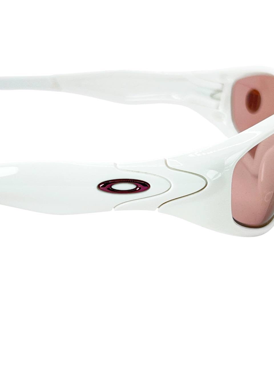 2007 Vintage Oakley Minute 2.0 Polished White / G30 Sunglasses