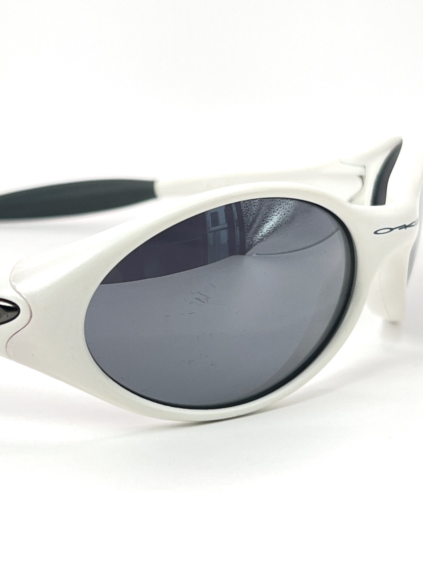 1999 Vintage Oakley Eye Jacket Pearl White / Black Iridium
