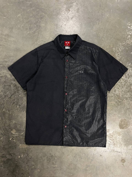 00s Vintage Oakley Optical Illusion Shirt