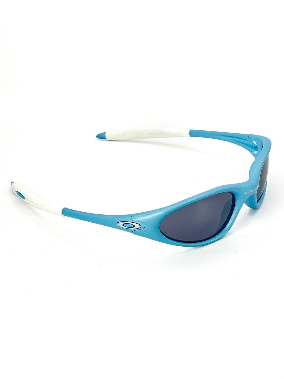 1999 Vintage Oakley Minute Gen 2 Powder Blue / Black Iridium