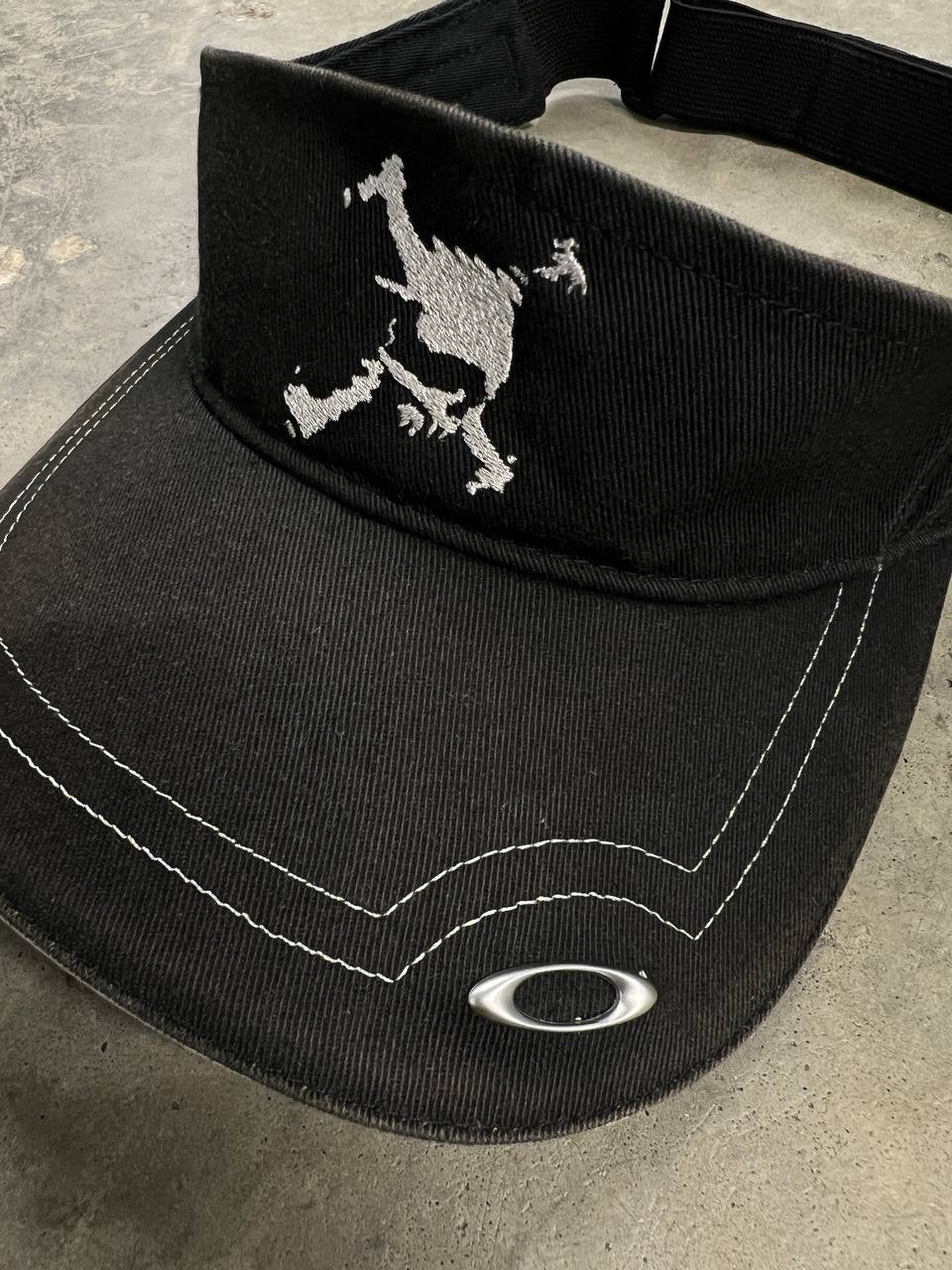 00s Vintage Oakley Visor Cap
