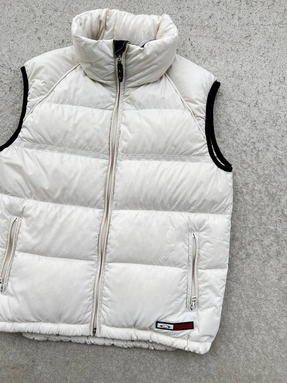 00s Vintage Oakley Puffer Vest