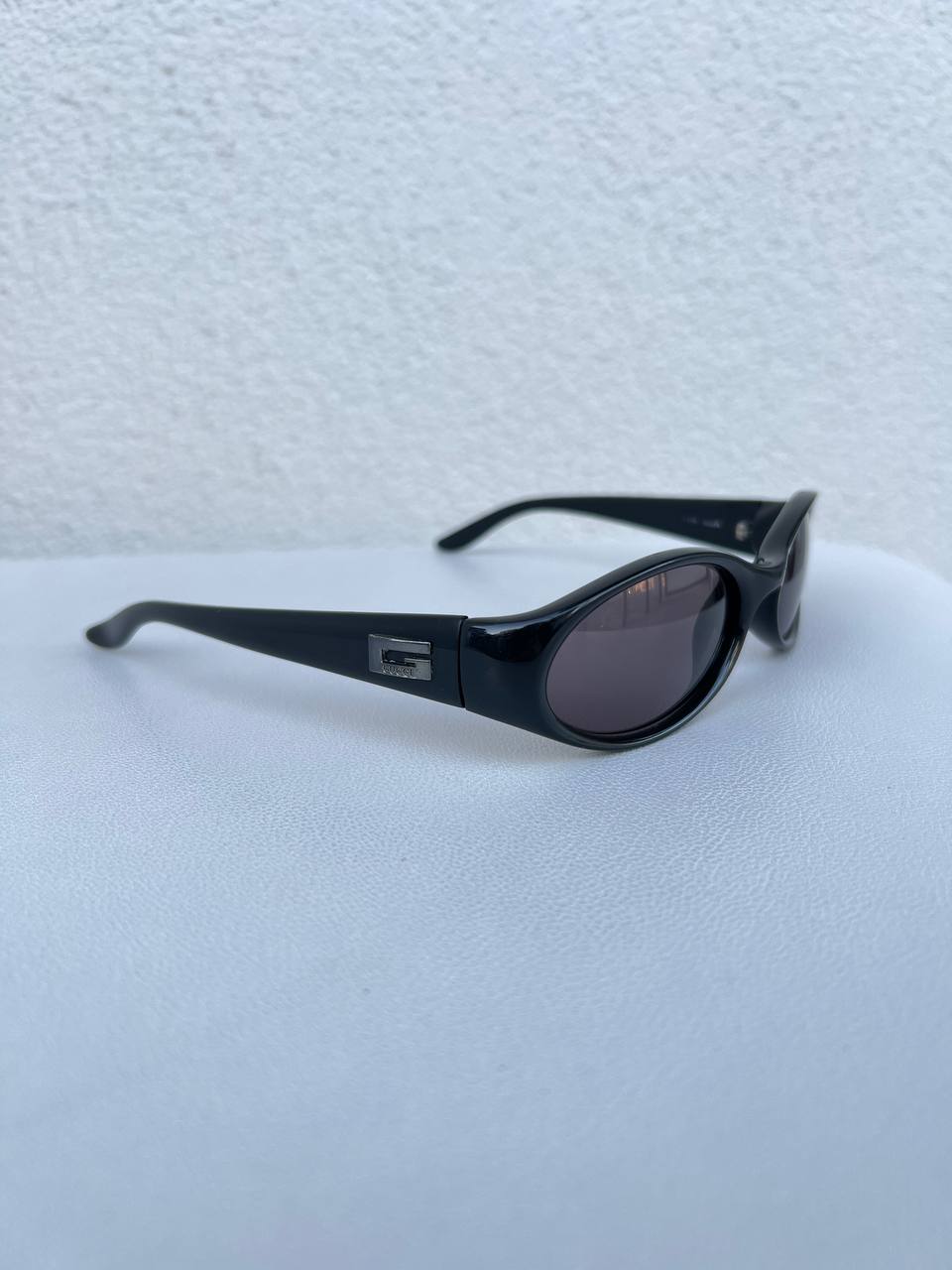 Vintage Gucci Sunglasses Oval Moda Black