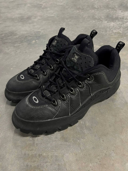 2001 Vintage Oakley Nail Low Top Shoes