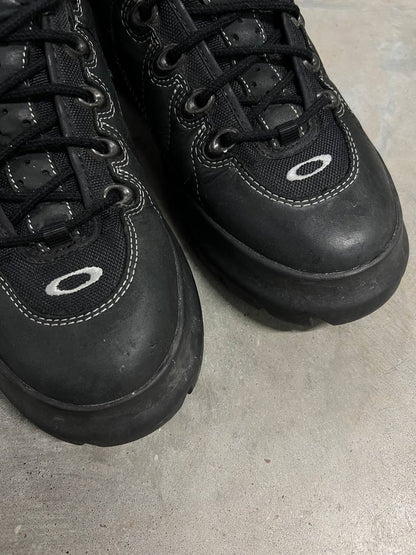 2001 Vintage Oakley Nail Low Top Shoes