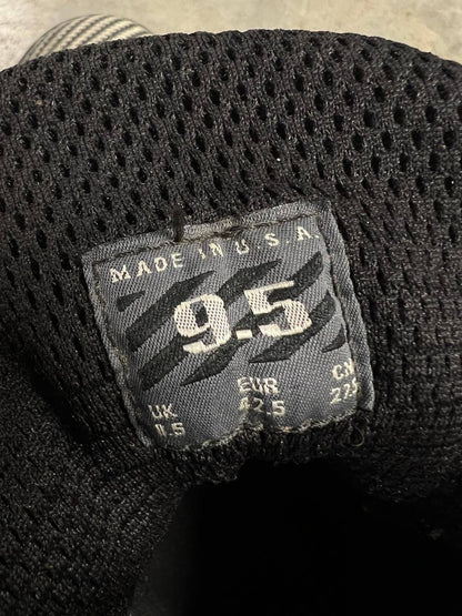 1998 Vintage Oakley Shoe One Shoes