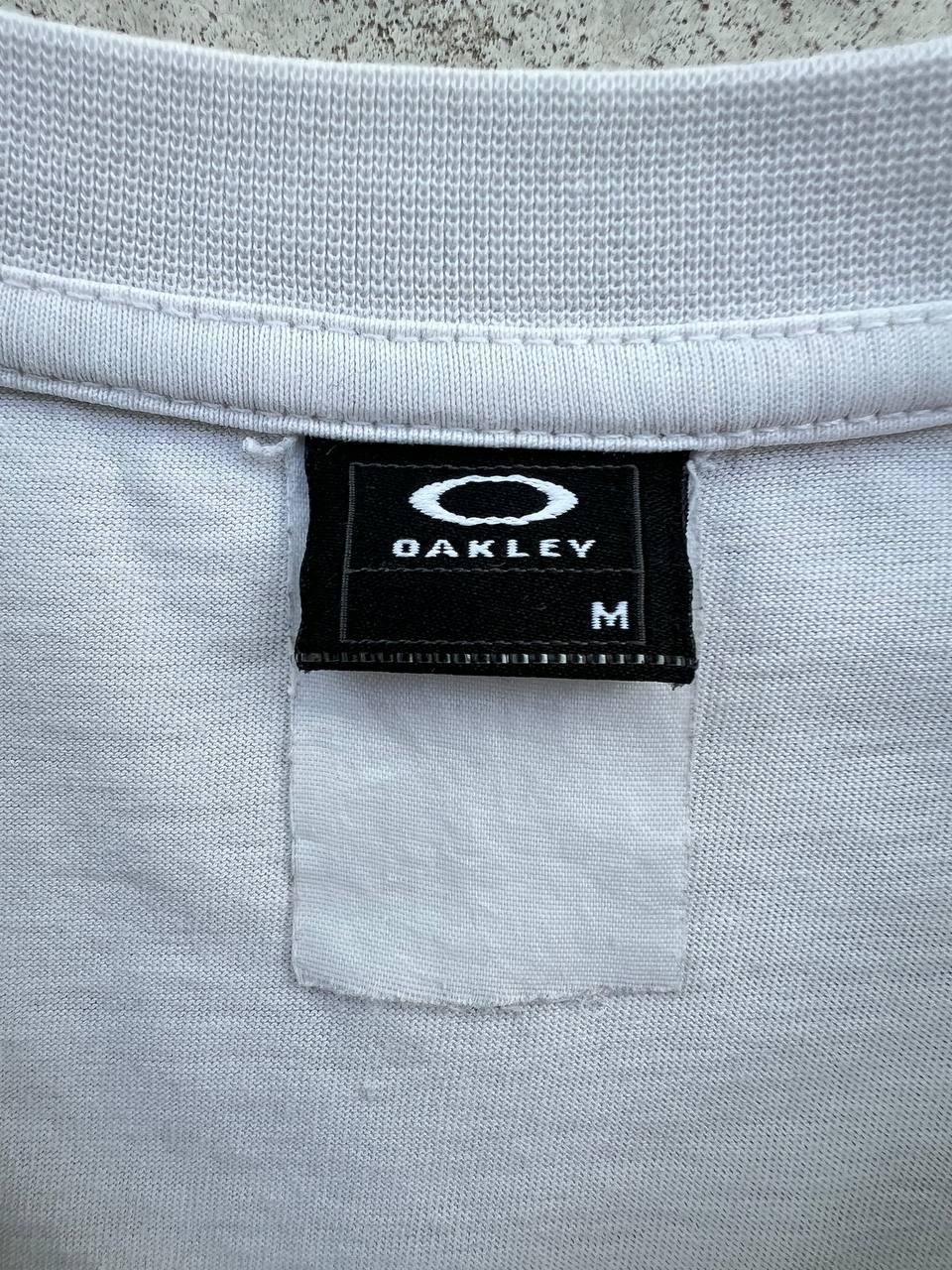 00s Vintage Oakley T-Shirt