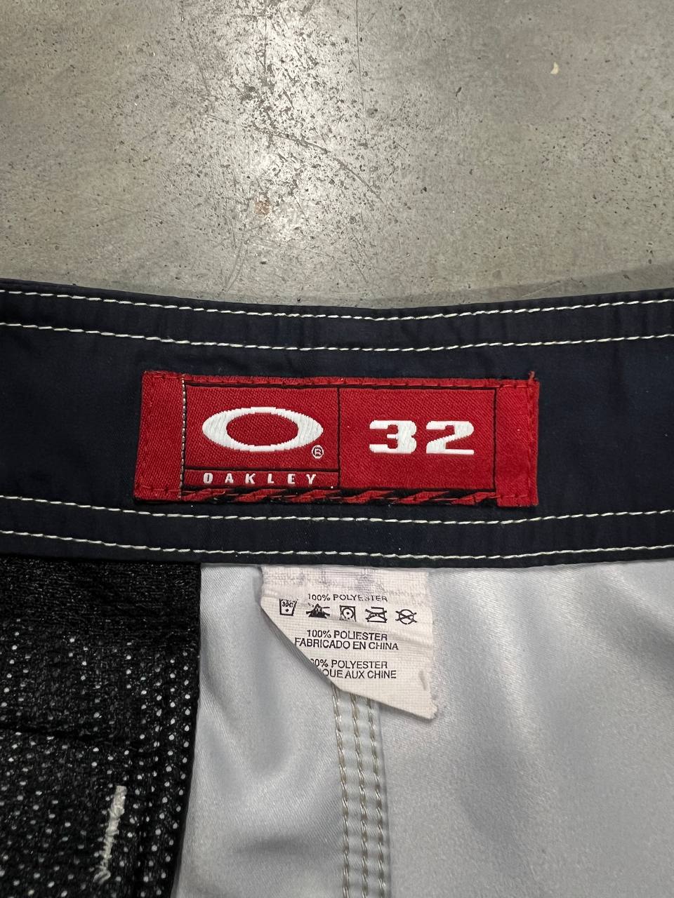 00s Vintage Oakley Static Shorts