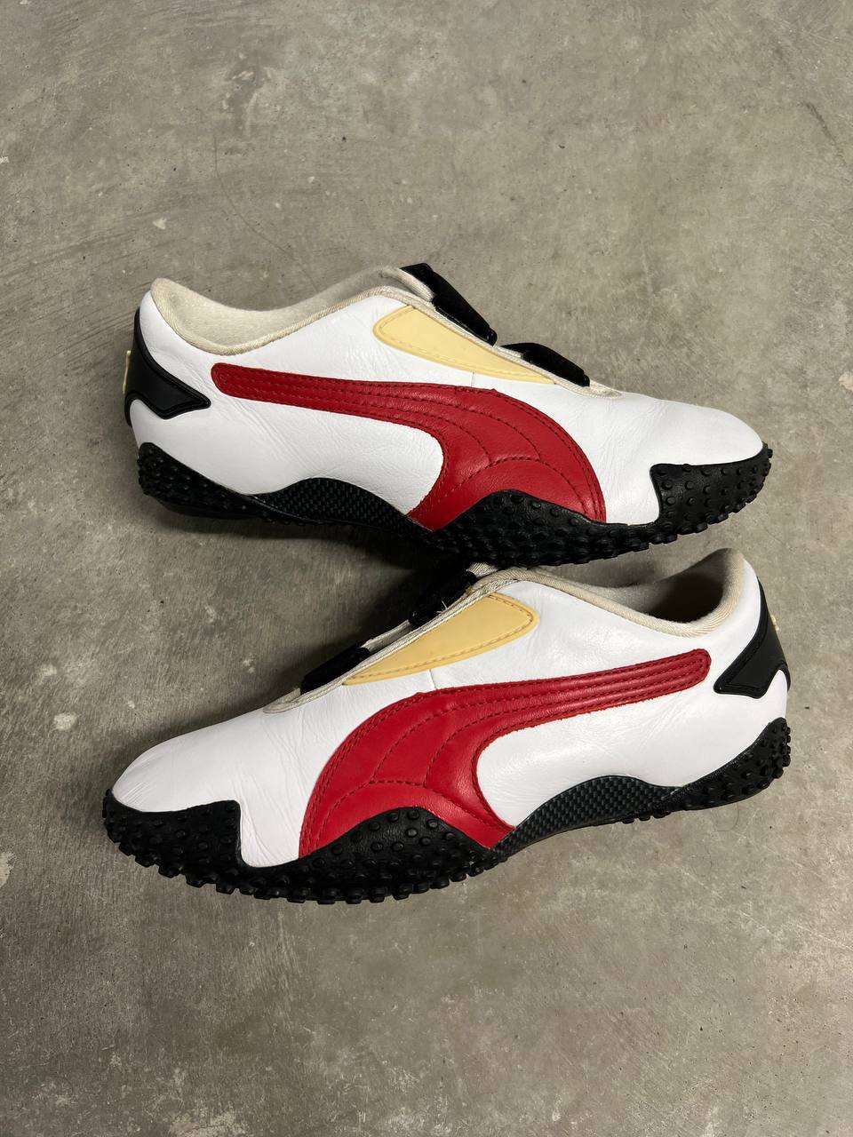 2000s Vintage Puma Mostro White Red