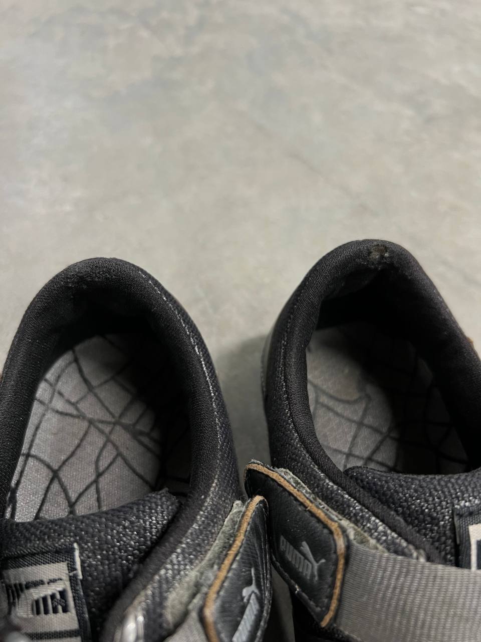 2000s Vintage Puma Mostro Metallic